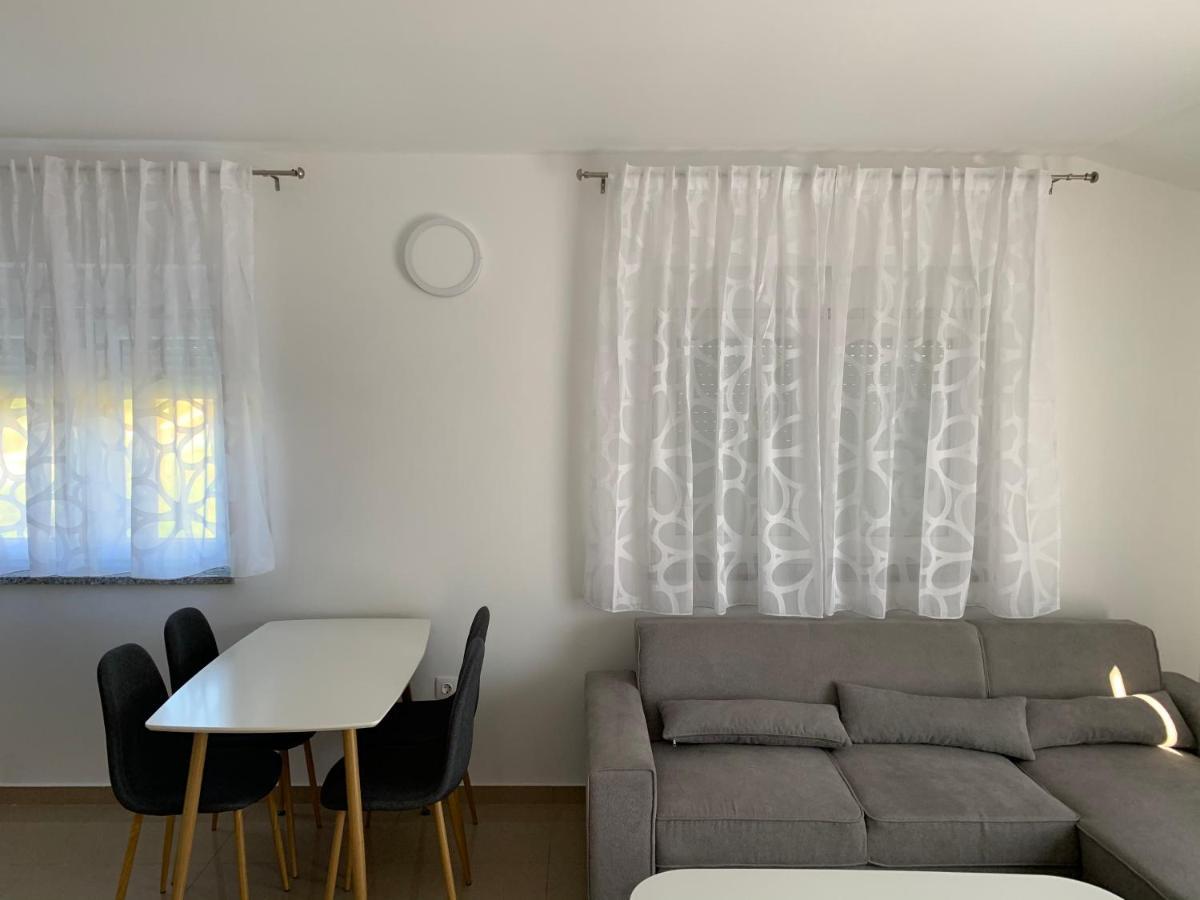 Apartman Ki Apartment พูลา ภายนอก รูปภาพ