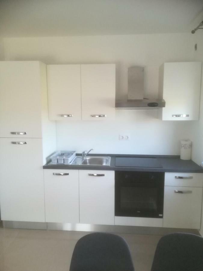 Apartman Ki Apartment พูลา ภายนอก รูปภาพ