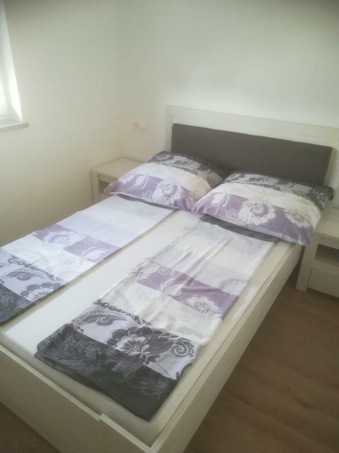 Apartman Ki Apartment พูลา ภายนอก รูปภาพ